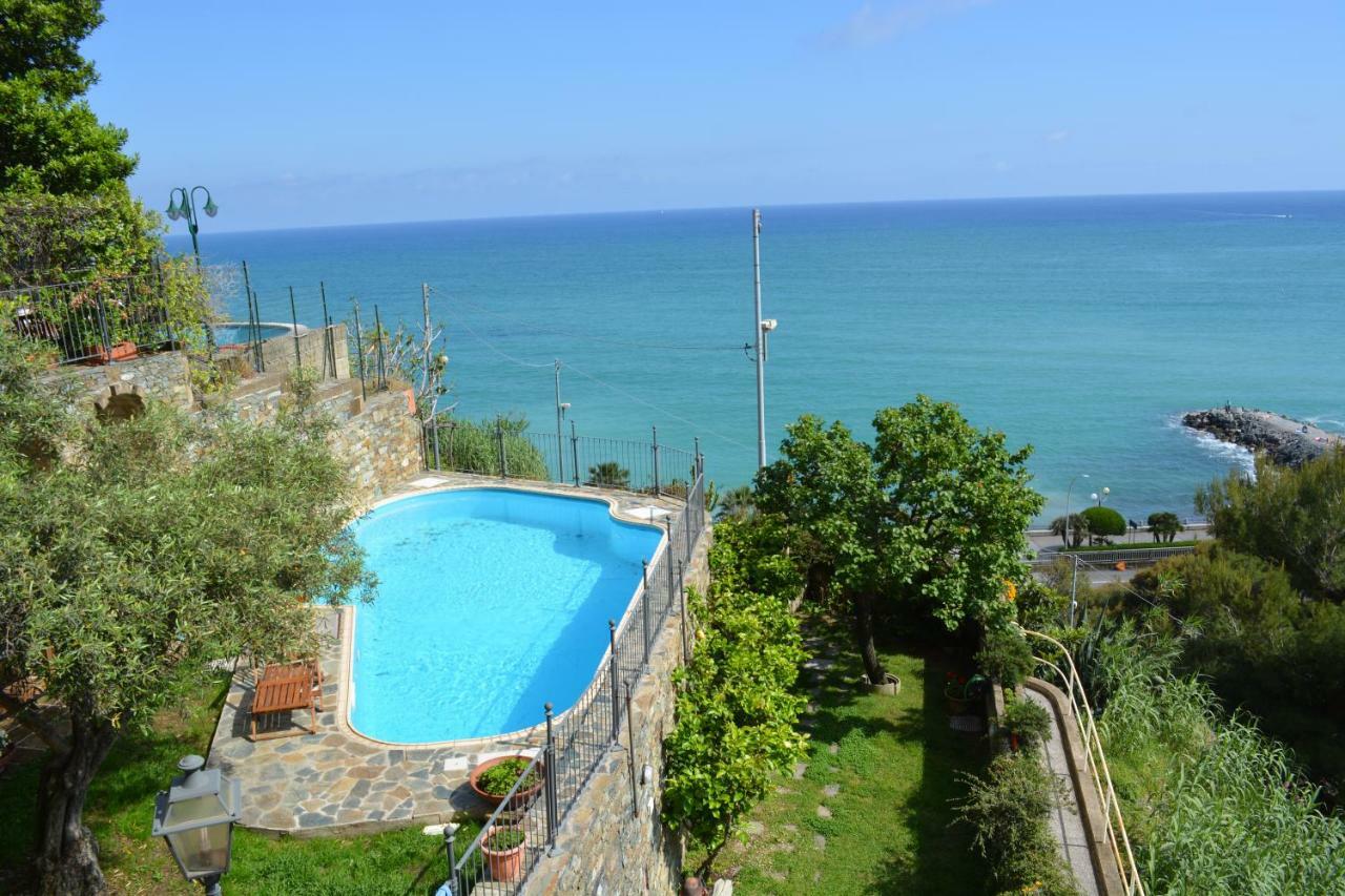 Ca Da Munta Bed And Breakfast Arenzano Εξωτερικό φωτογραφία